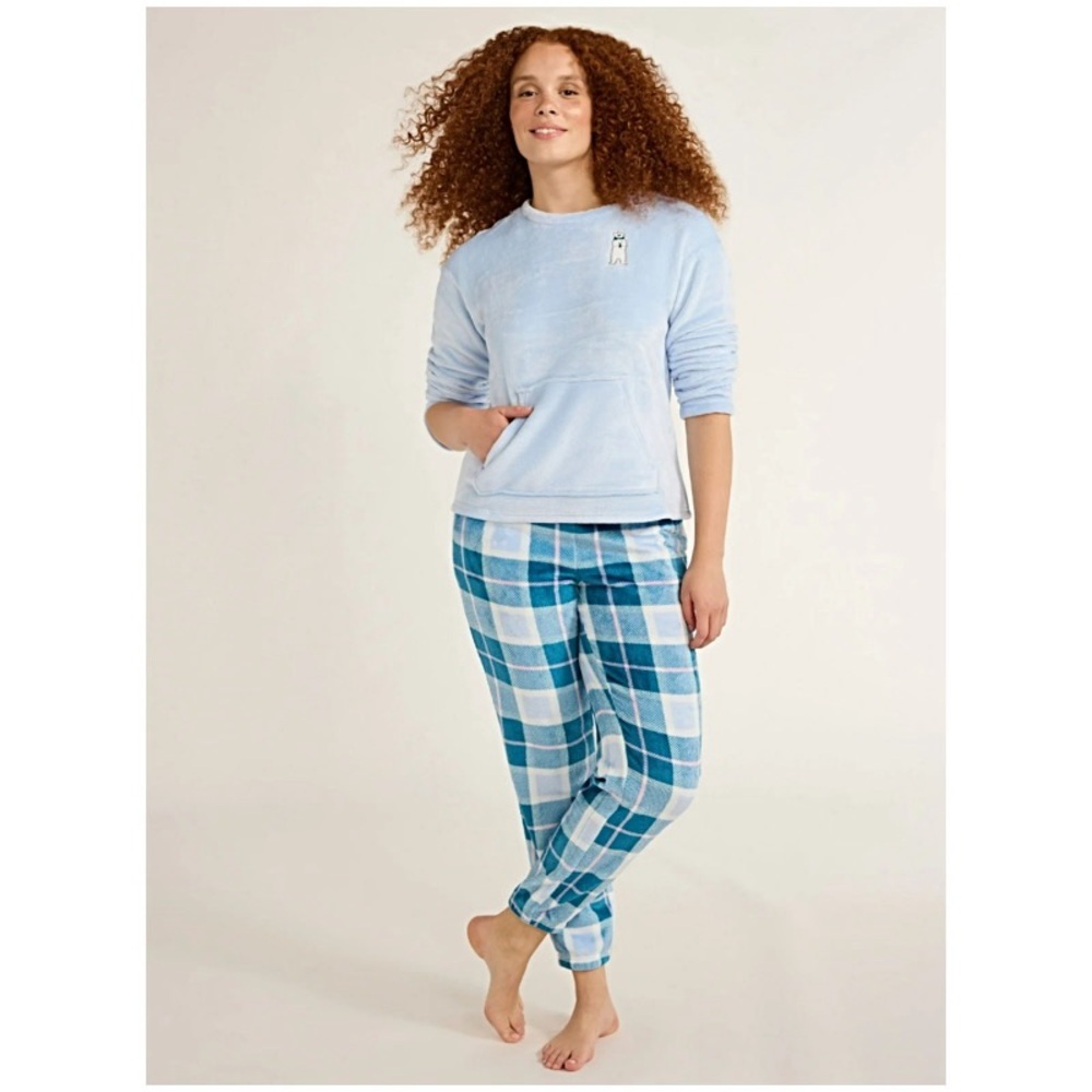 WOMEN’S CREW NECK PLUSH PAJAMA SET